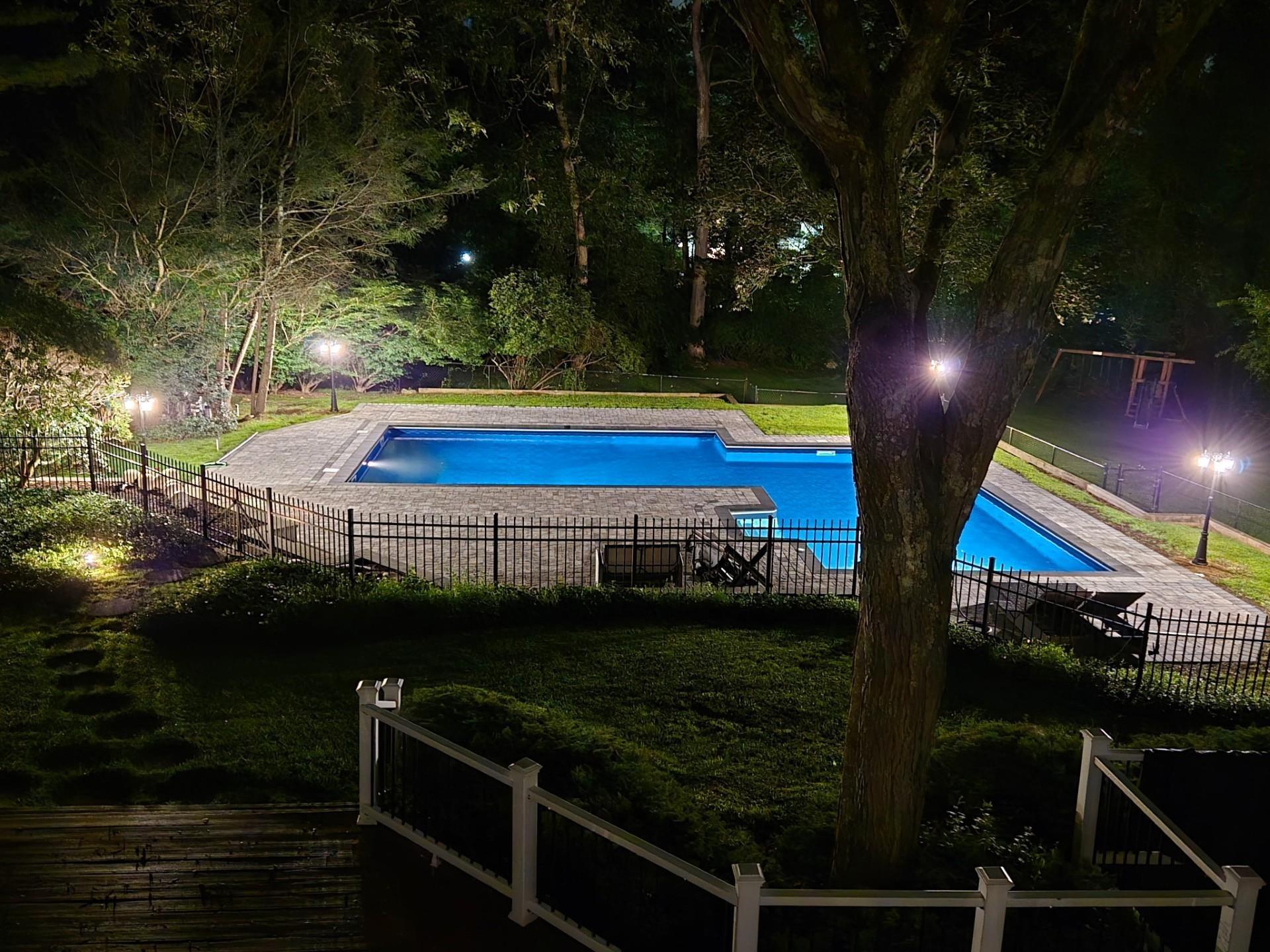 Northwood Ct, Dix Hills, NY 11746