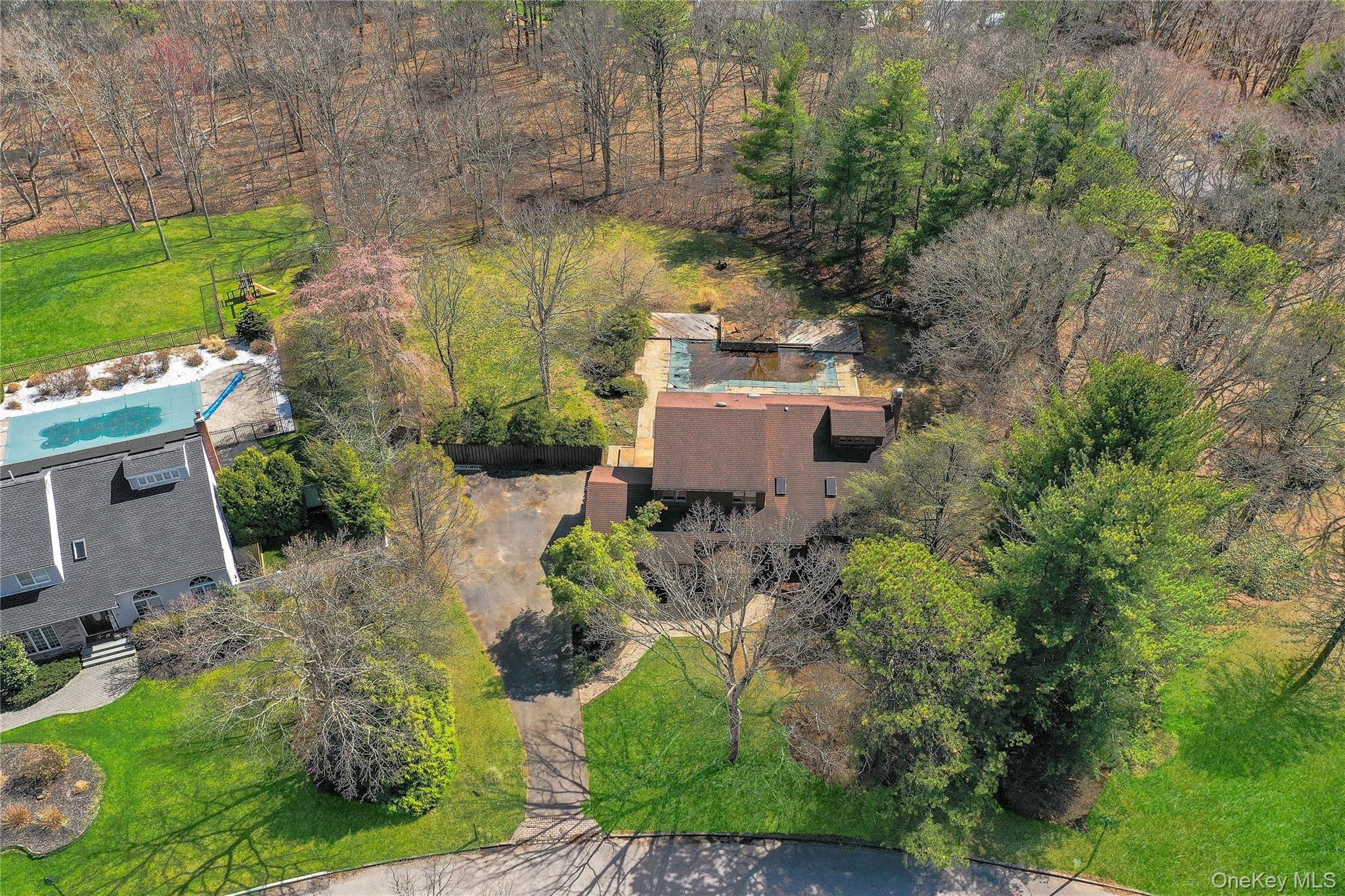 Liberty Ln, Miller Place, NY 11764