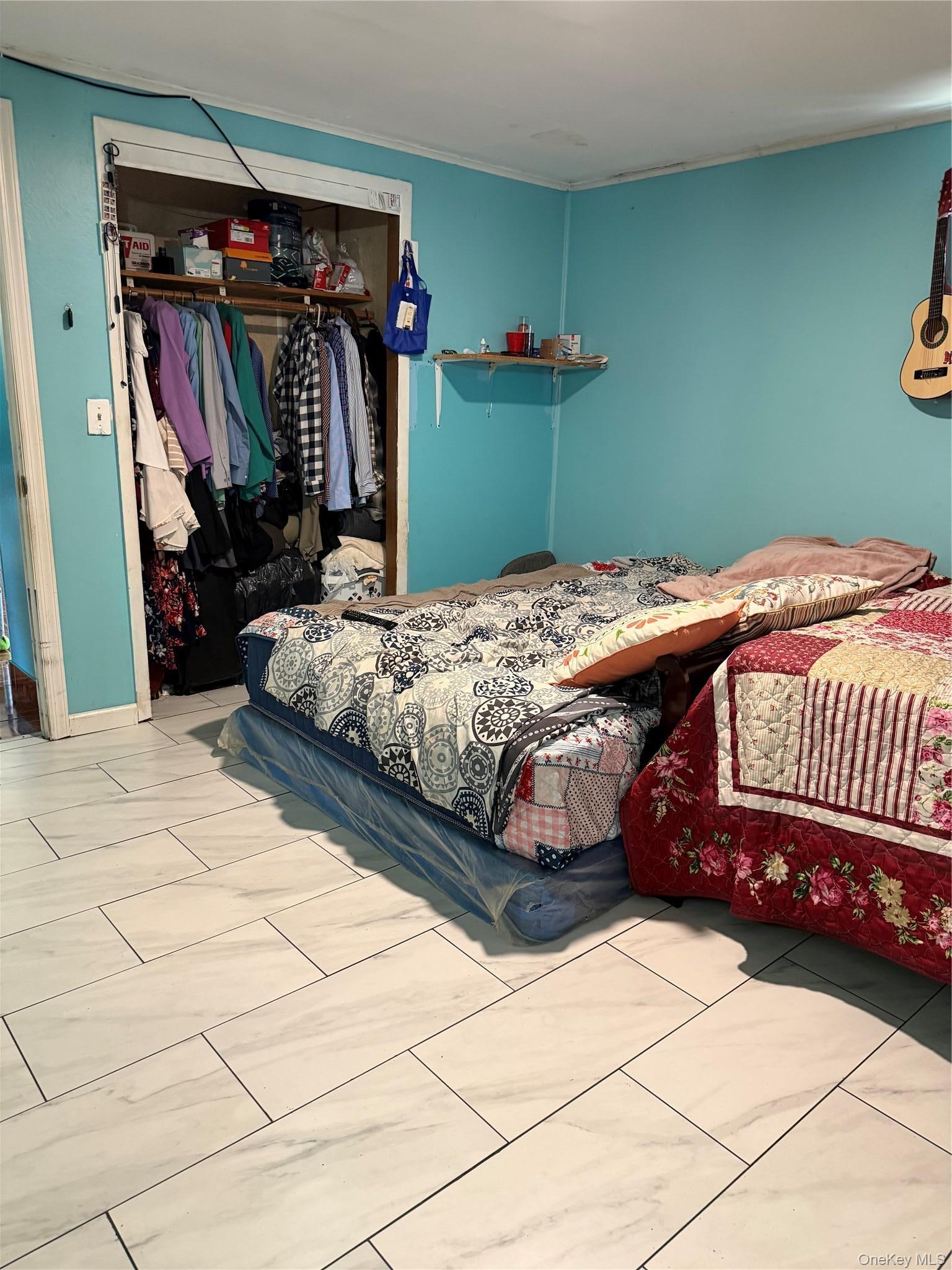 Michigan Ave, Bay Shore, NY 11706