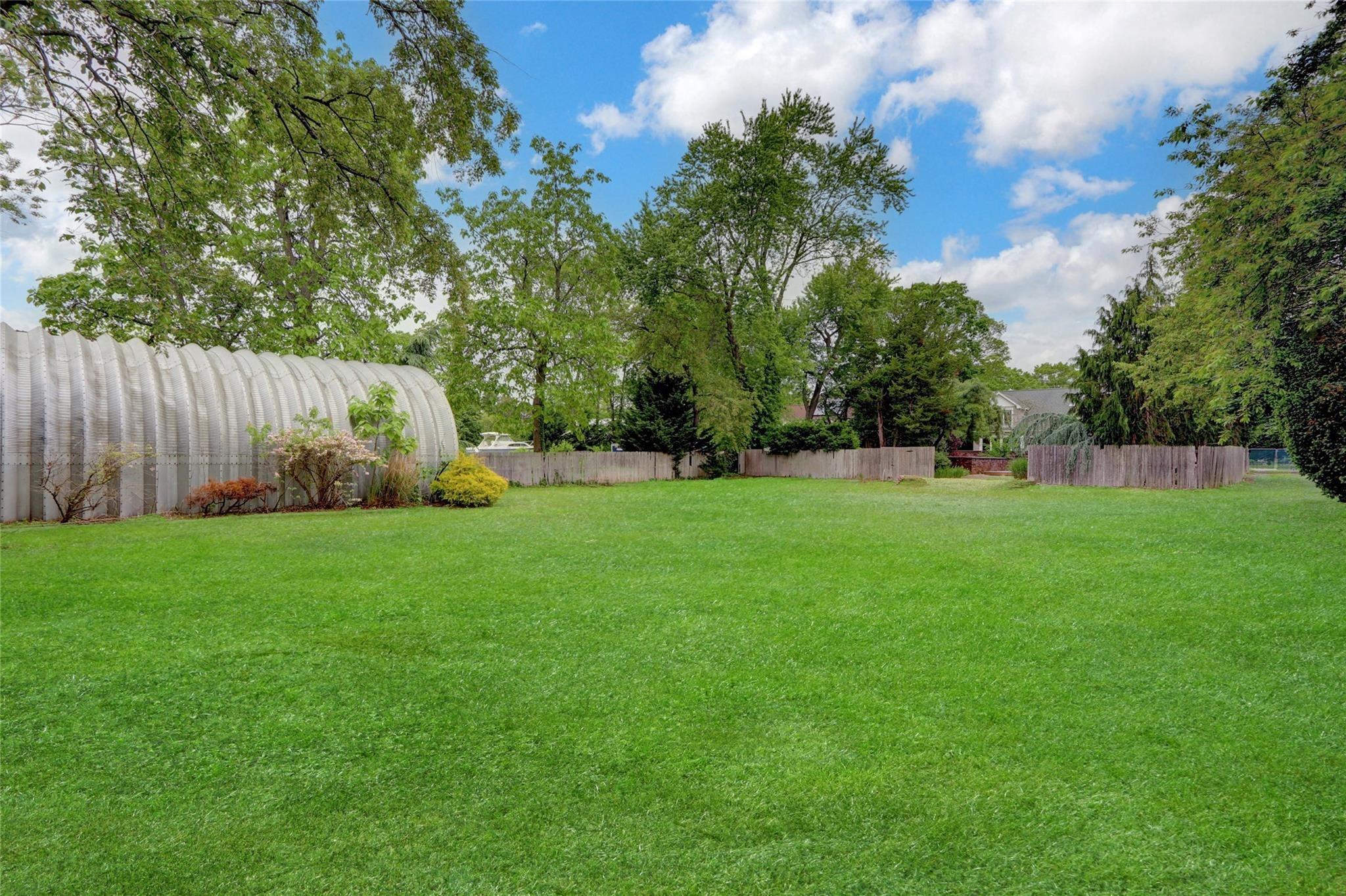 Church St, Bohemia, NY 11716