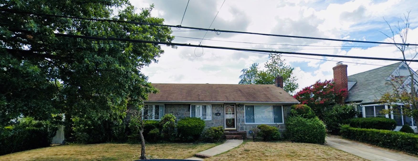 Hudson Ave, Valley Stream, NY 11580