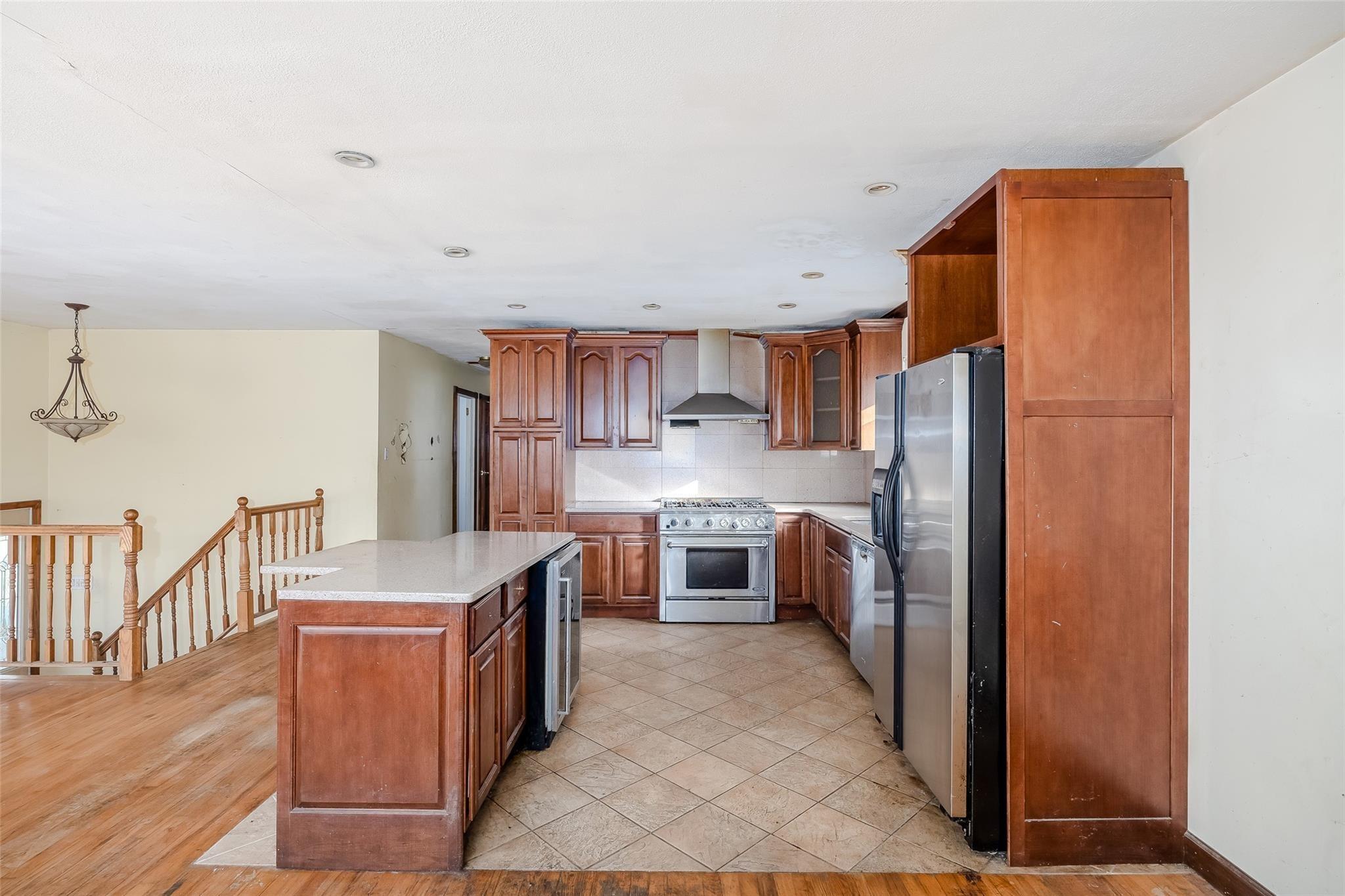 S Long Beach Ave, Freeport, NY 11520