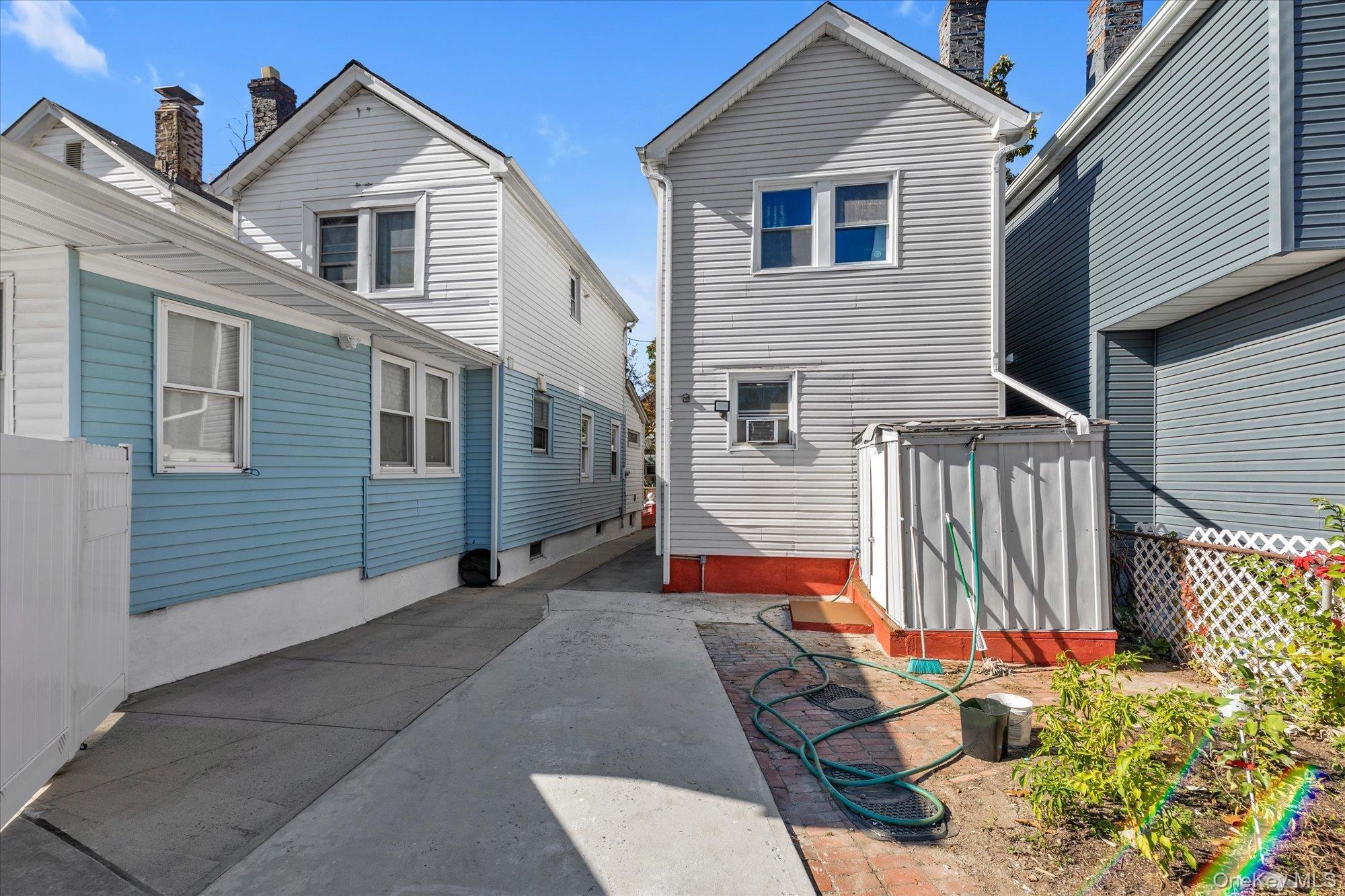 135th St, South Ozone Park, NY 11420