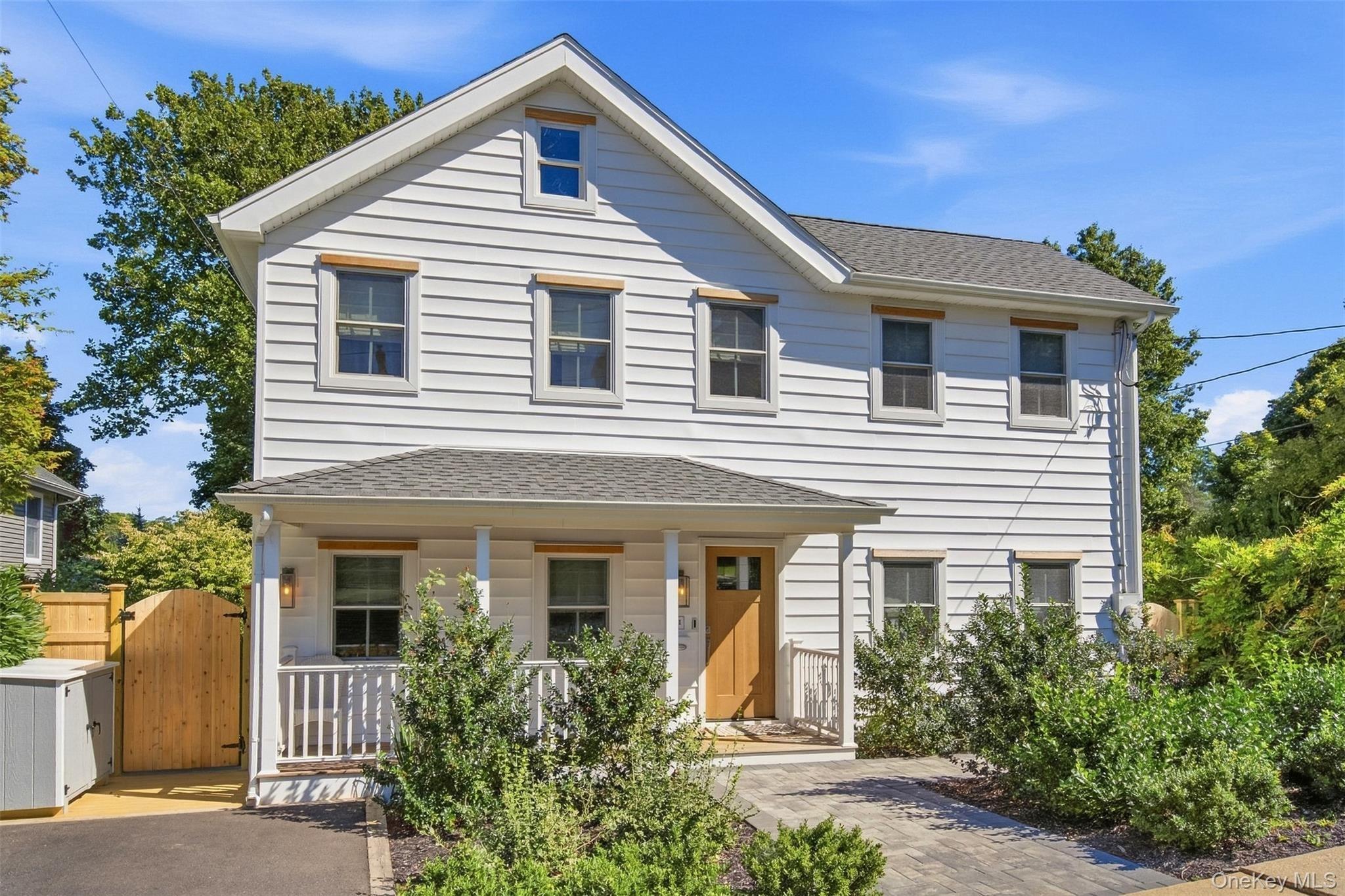 Anstice St, Oyster Bay, NY 11771