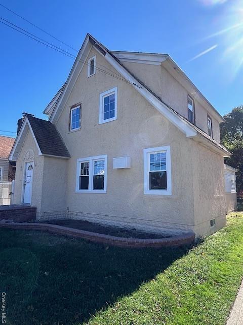 Seaman Ave E, North Baldwin, NY 11510