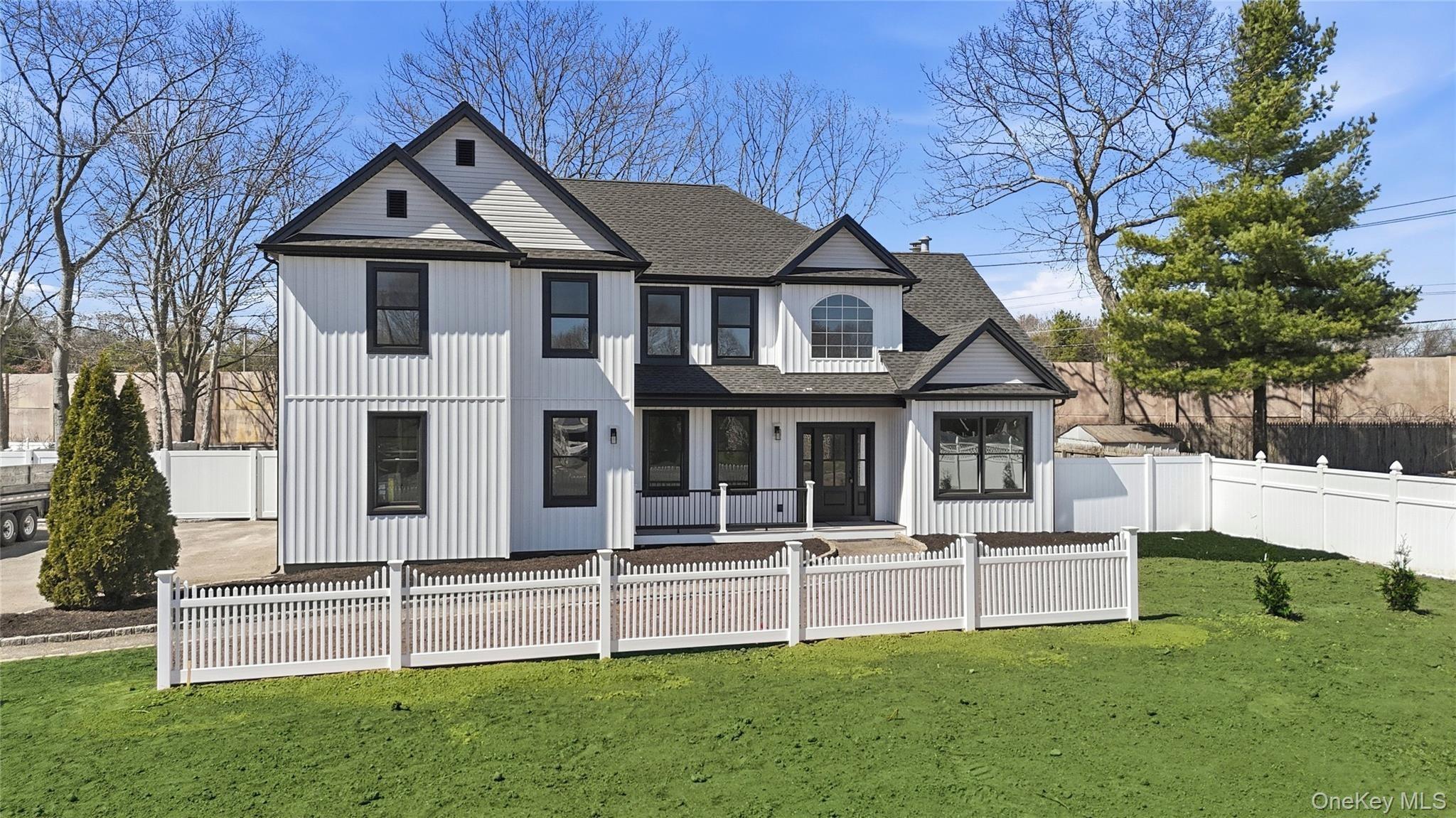 S Hillside Ave, Nesconset, NY 11767
