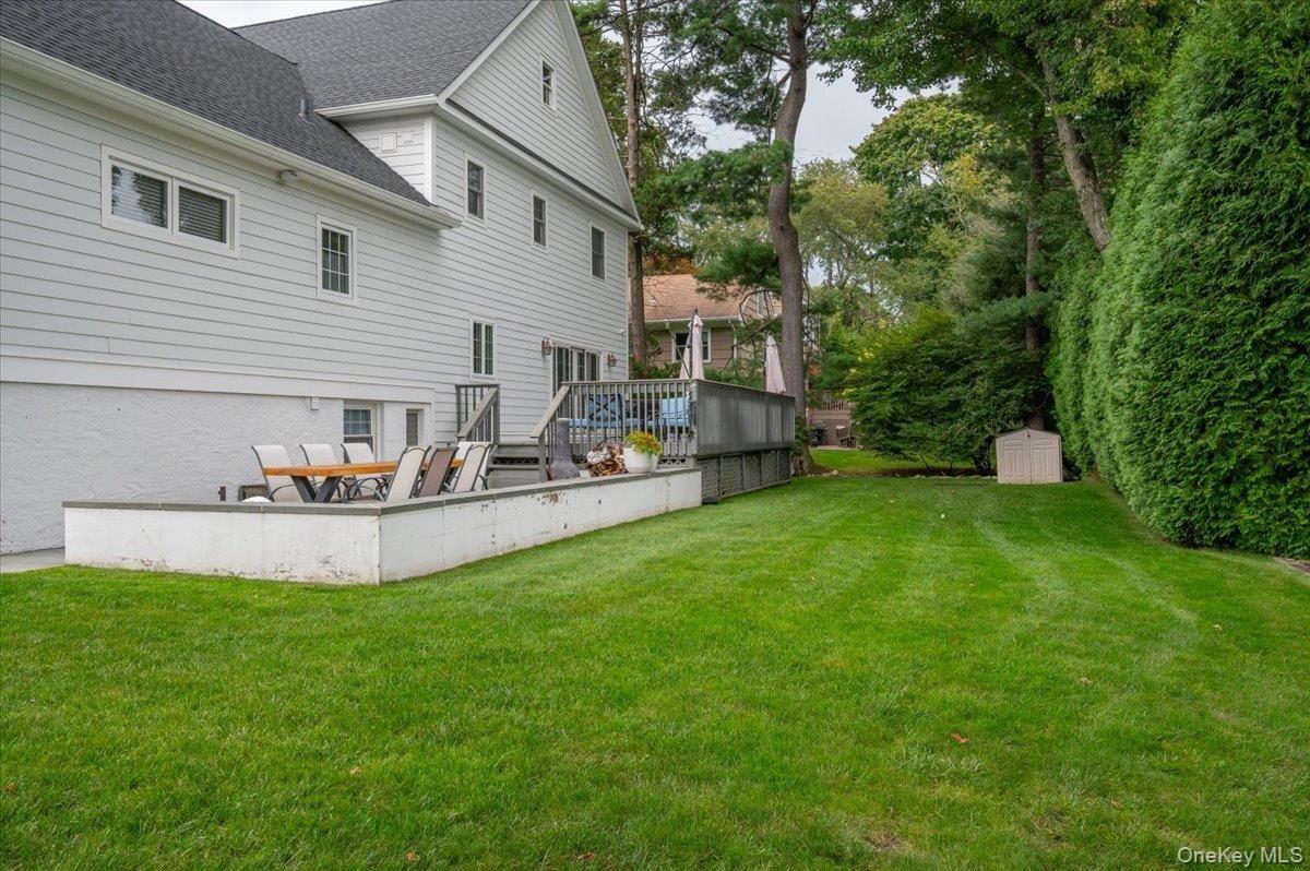 Stratton Rd, New Rochelle, NY 10804