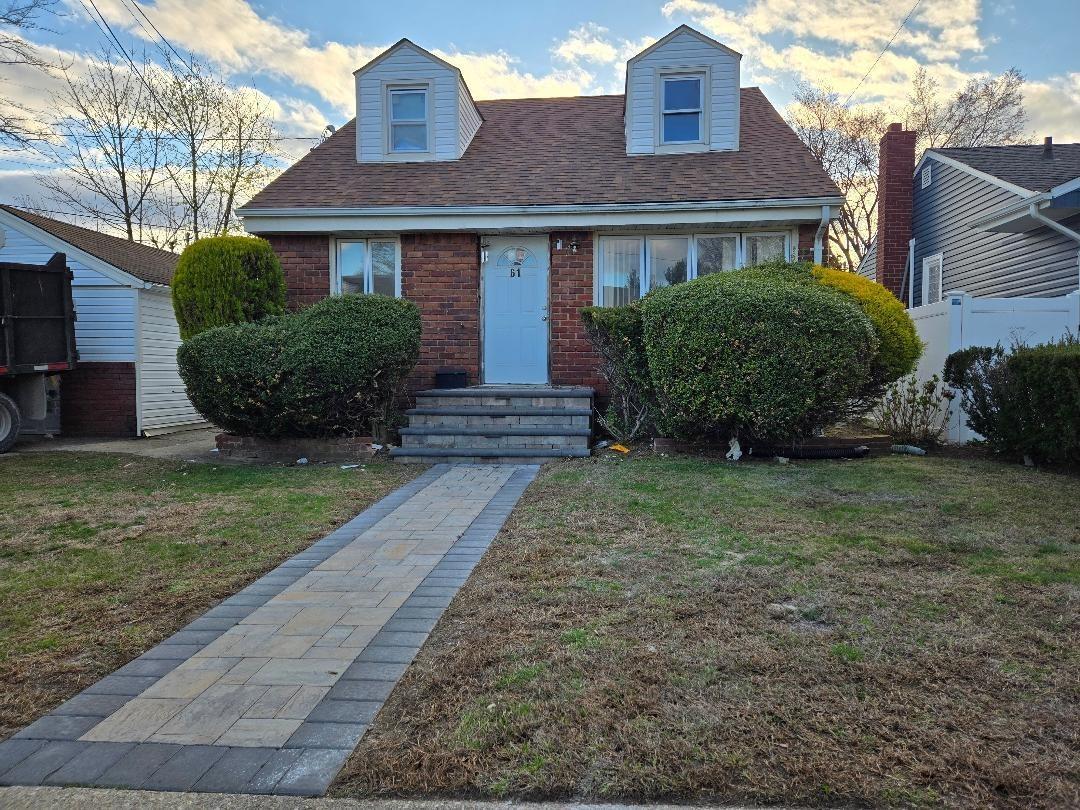 S 4th St, Bethpage, NY 11714