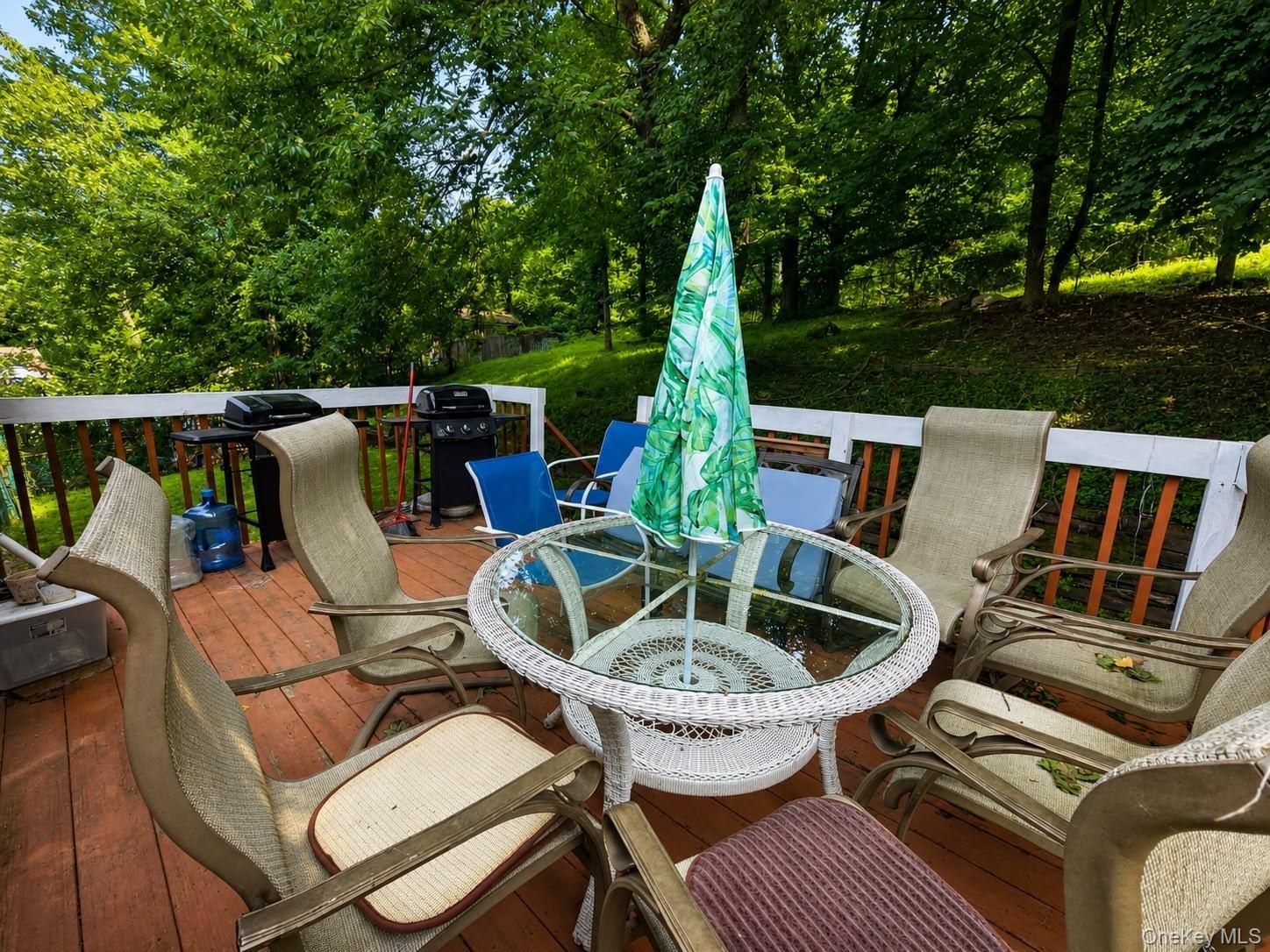 Rock Dr, Valley Cottage, NY 10989