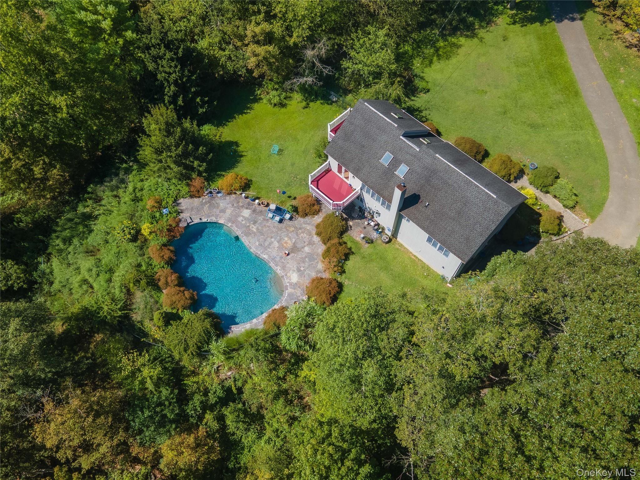 Cliff Ave, Yorktown Heights, NY 10598