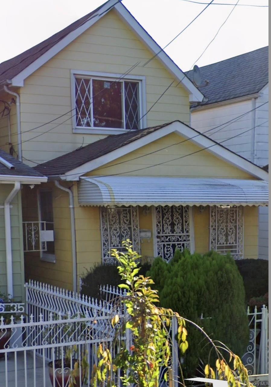126th St, South Ozone Park, NY 11420