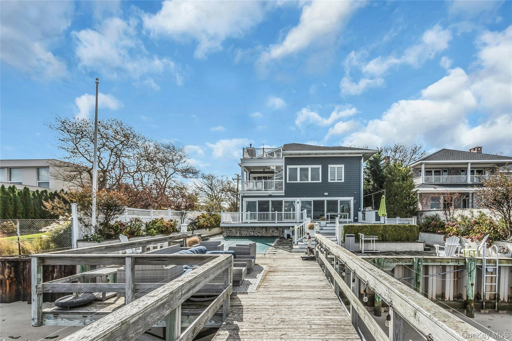Bay Blvd, Atlantic Beach, NY 11509