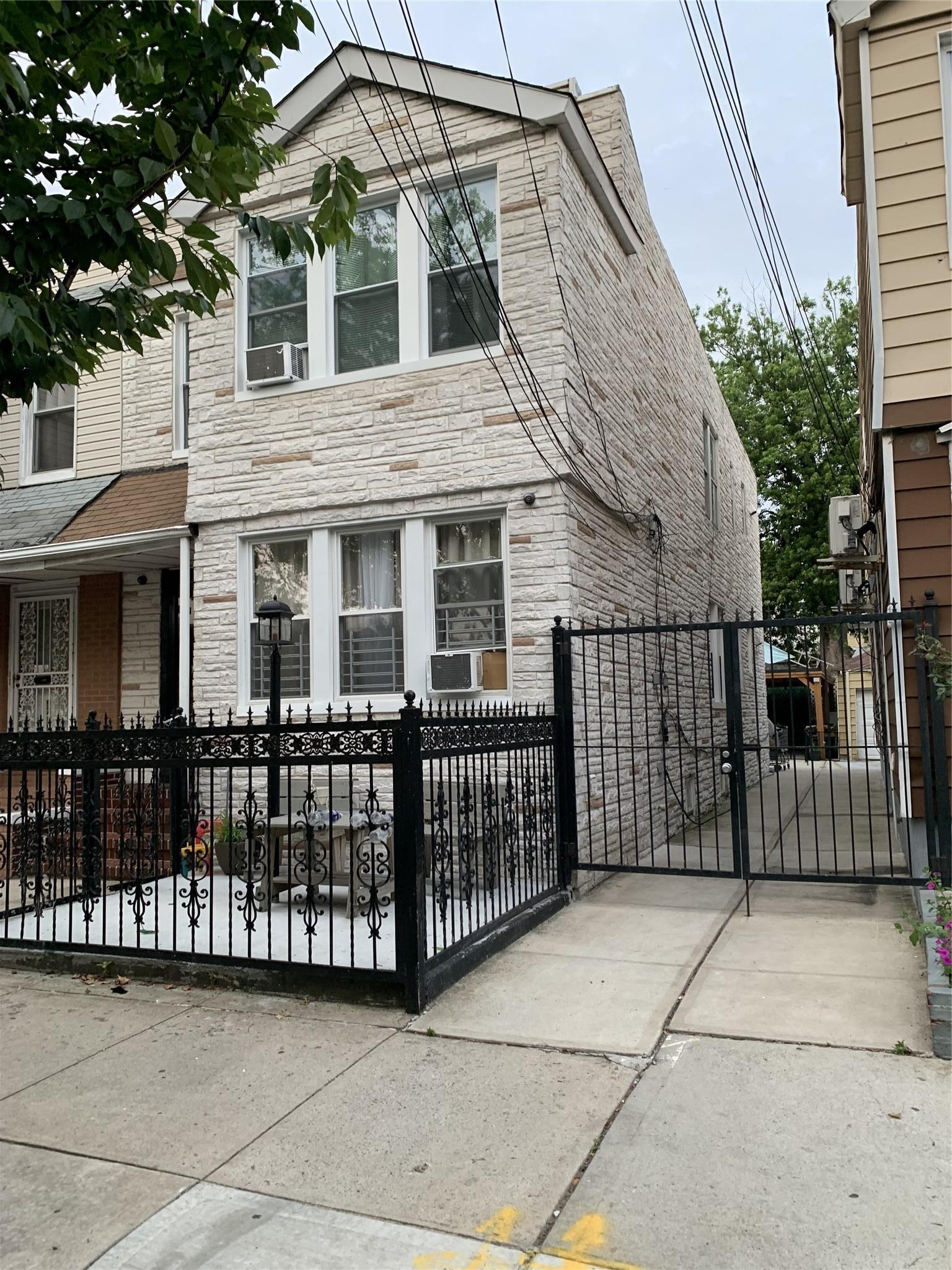 83rd St, Ozone Park, NY 11416