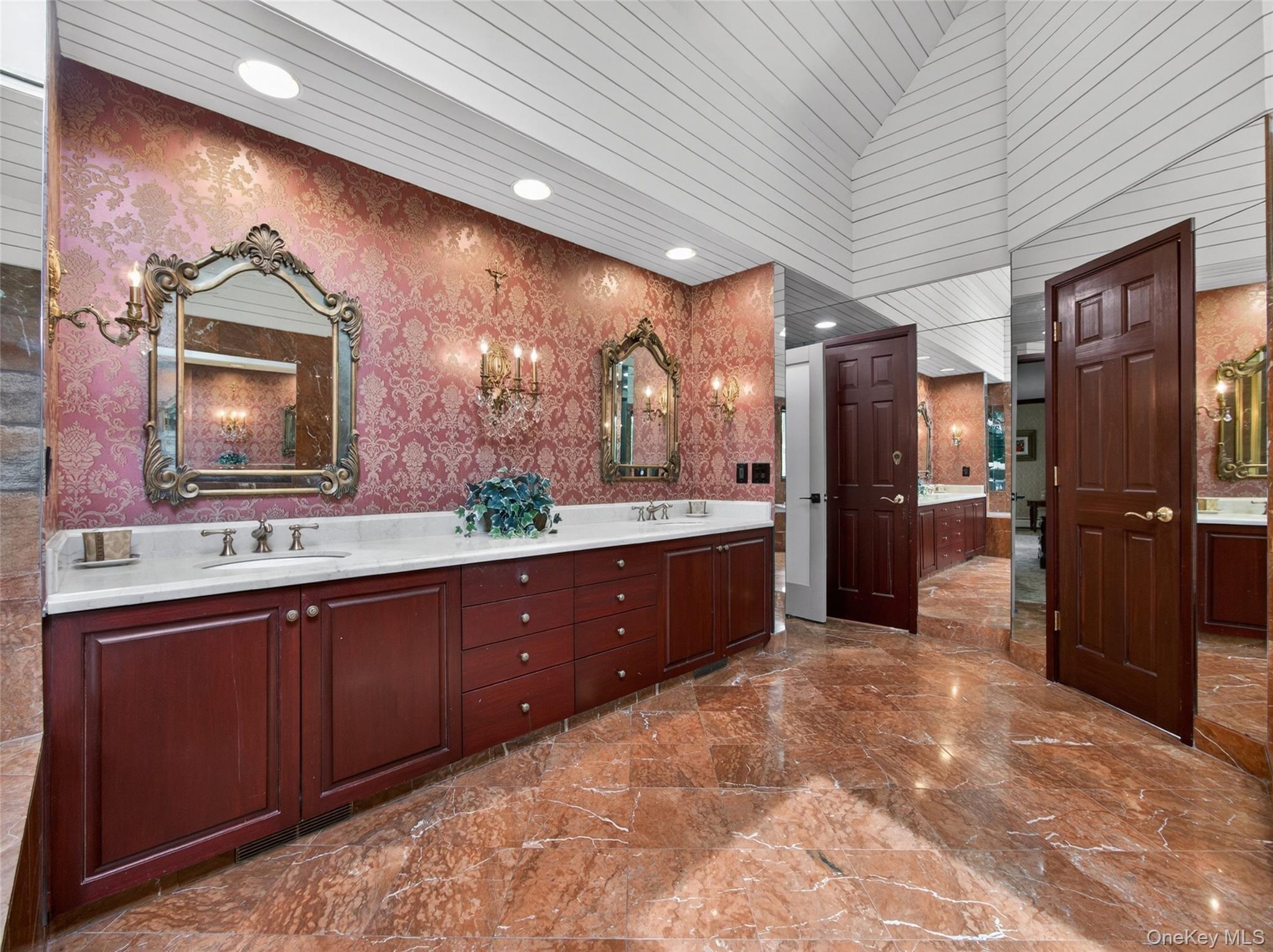 Abbey Rd, Pearl River, NY 10965
