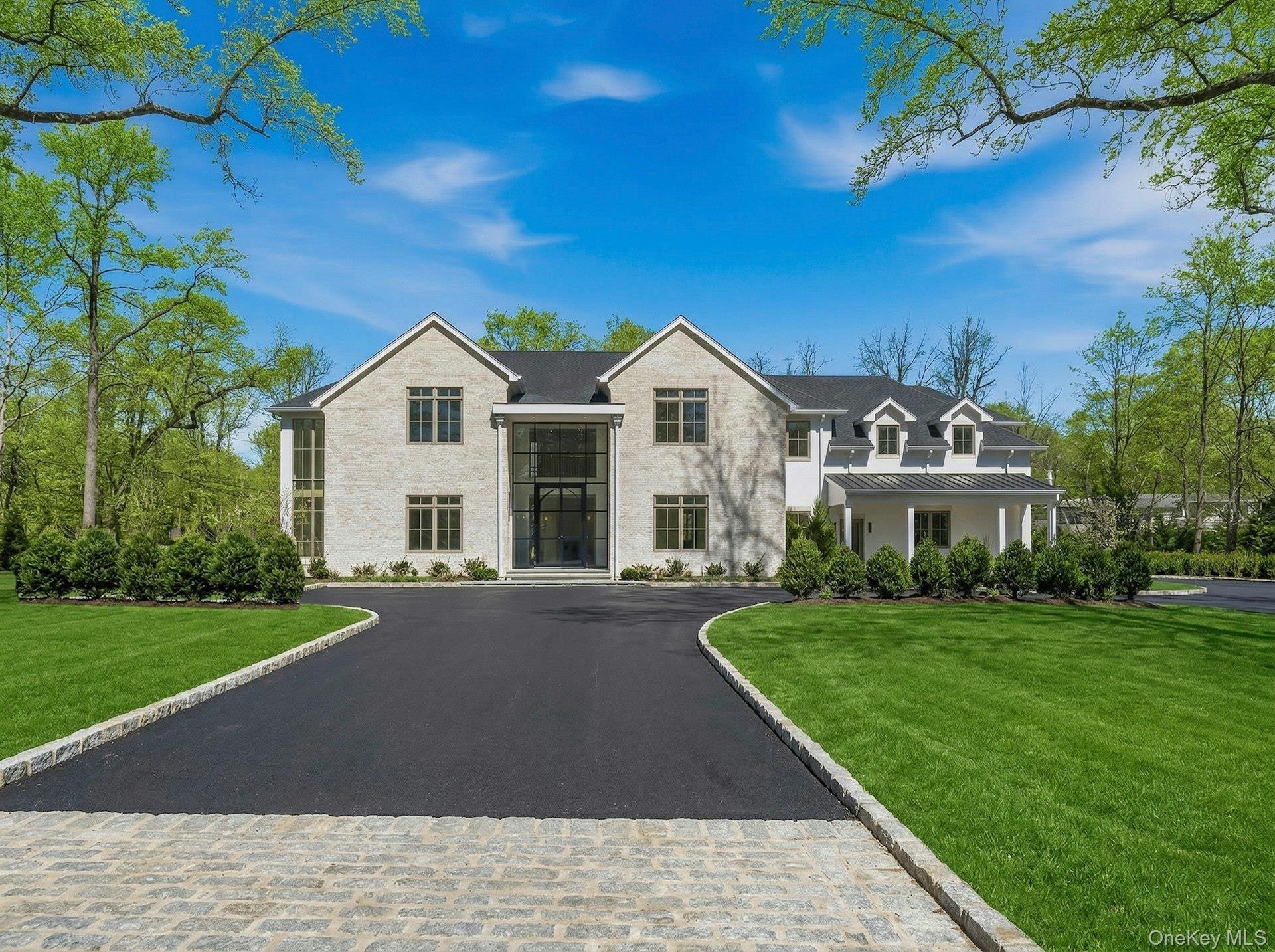 W Creek Farms Rd, Port Washington, NY 11050