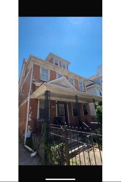 E 28th St, Brooklyn, NY 11210