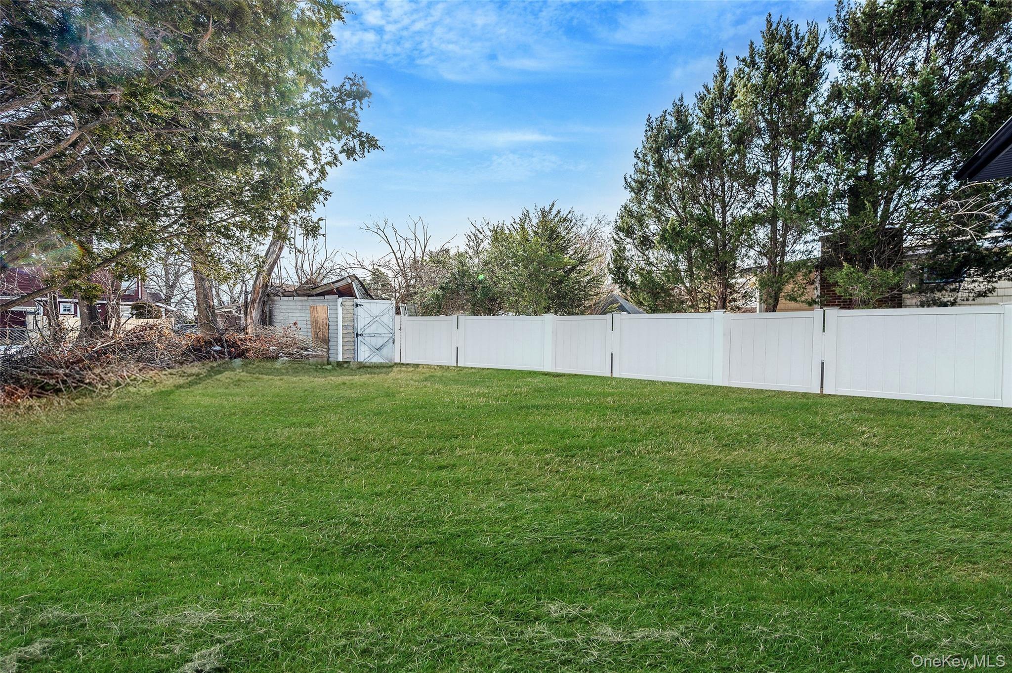 Rockwood Ave, Baldwin, NY 11510