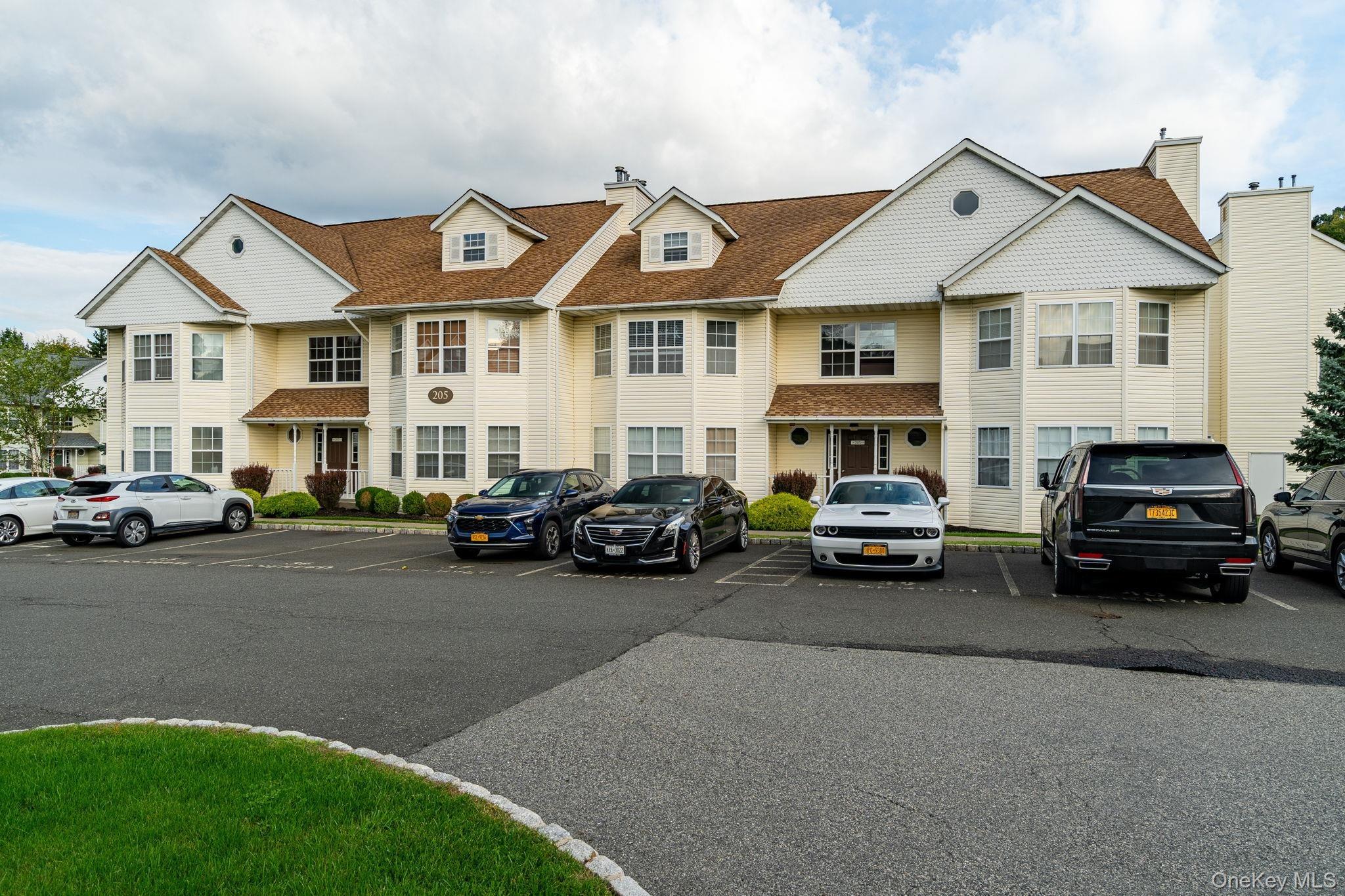 Ramapo Rd, Garnerville, NY 10923