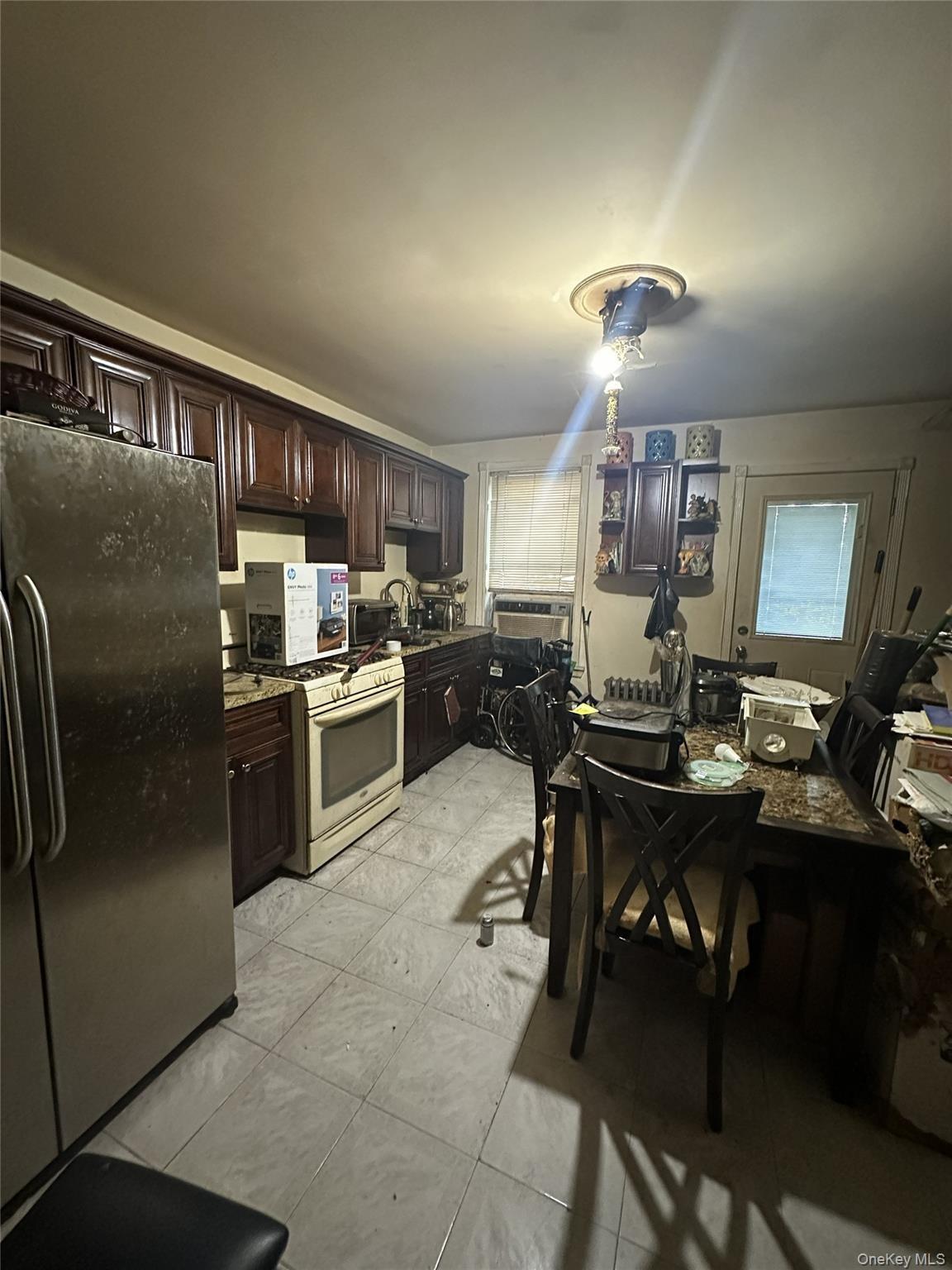 57th St, Brooklyn, NY 11220