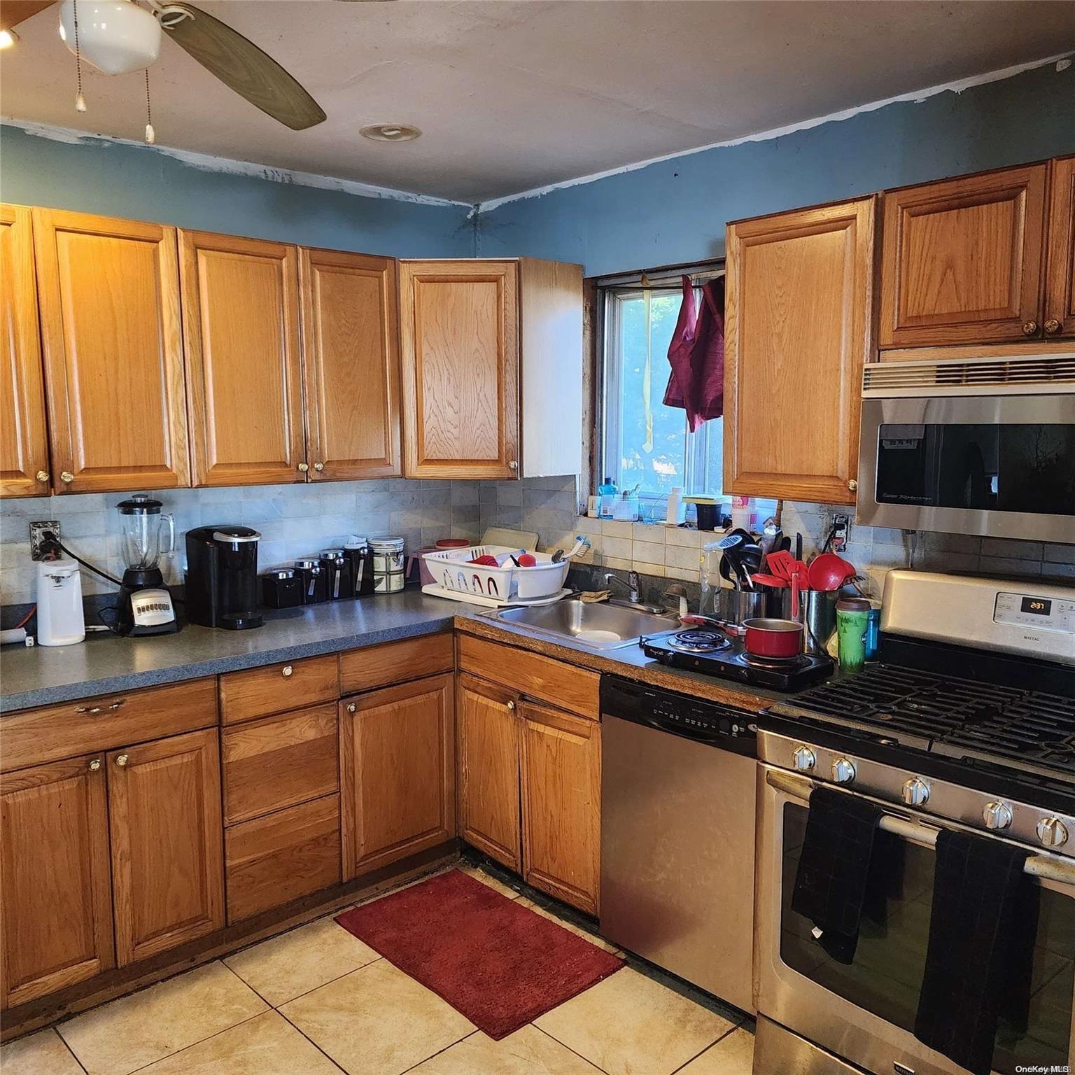 Frederick Ave, Babylon, NY 11702