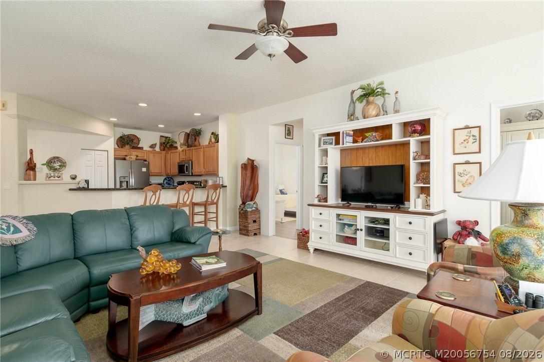 Se Prestwick Ln, Port Saint Lucie, FL 34952