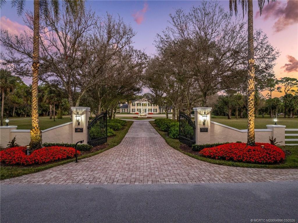 Sw Mistletoe Ln, Palm City, FL 34990