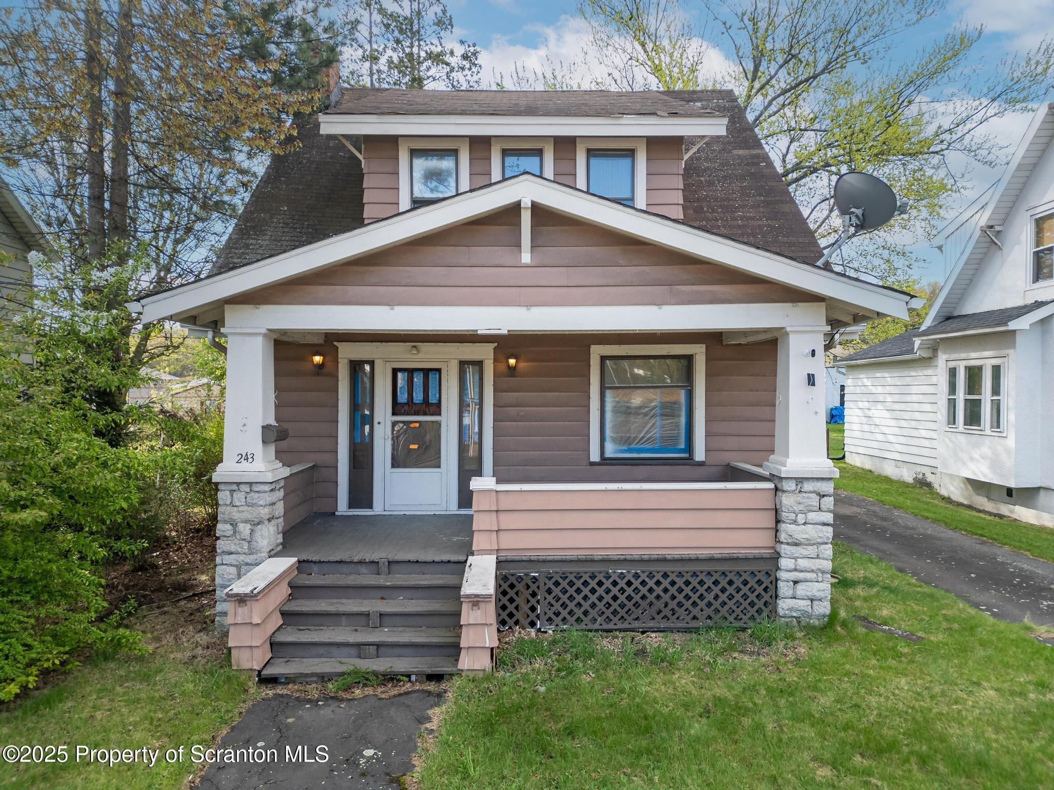S Main St, Archbald, PA 18403