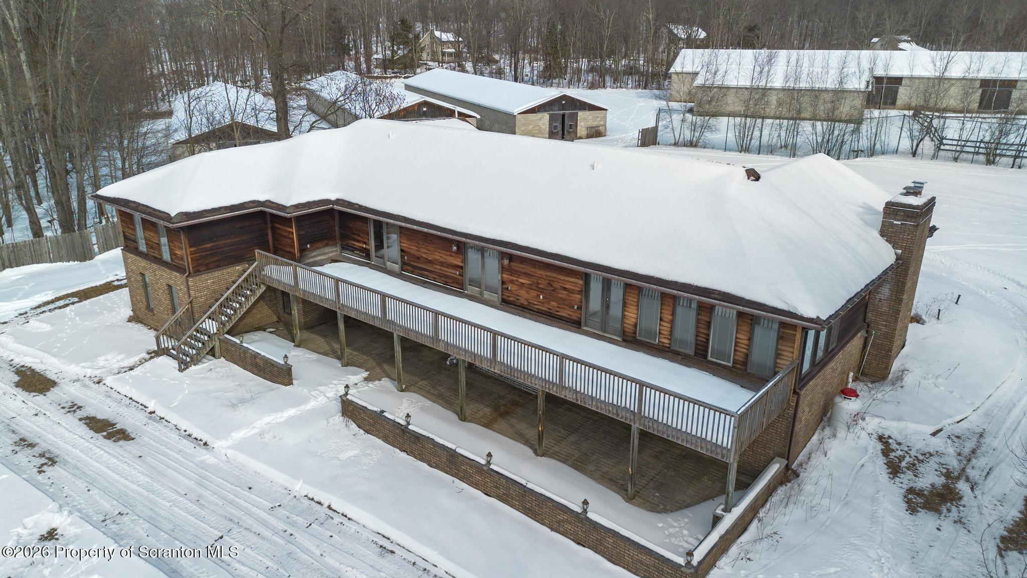 Hemlock Rd, Waymart, PA 18472