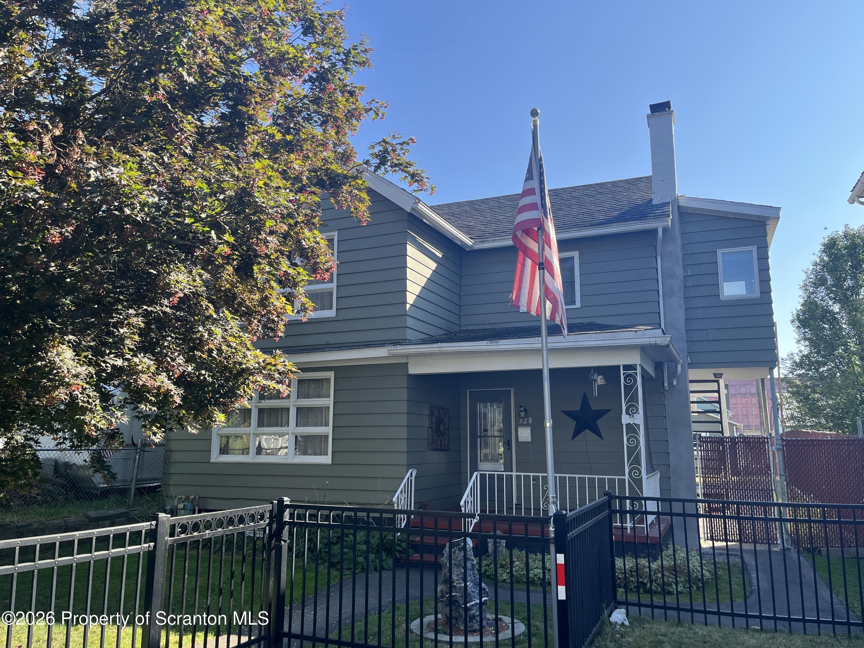 E Elm St, Scranton, PA 18505