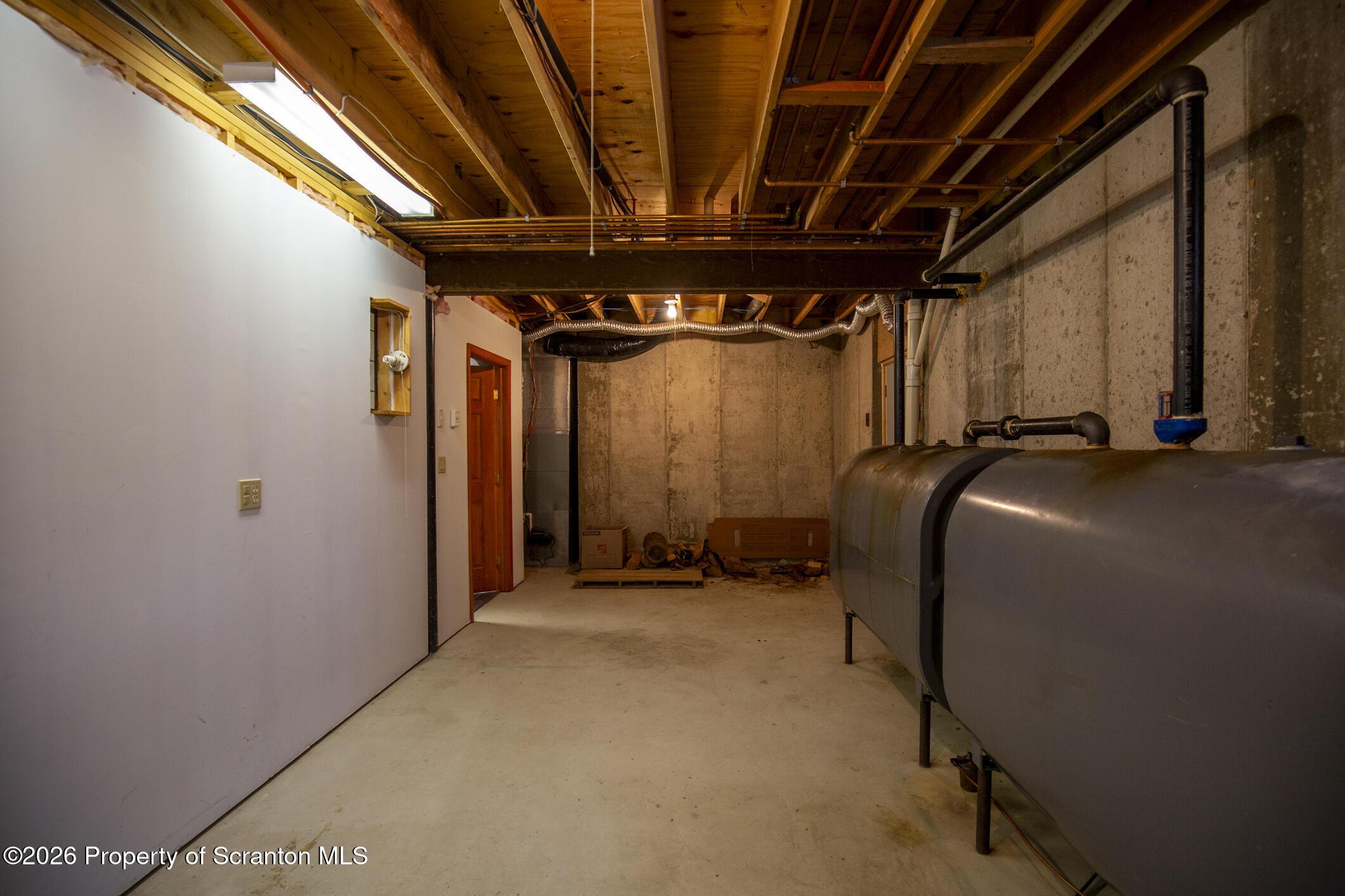 Sierra Ct, Hawley, PA 18428