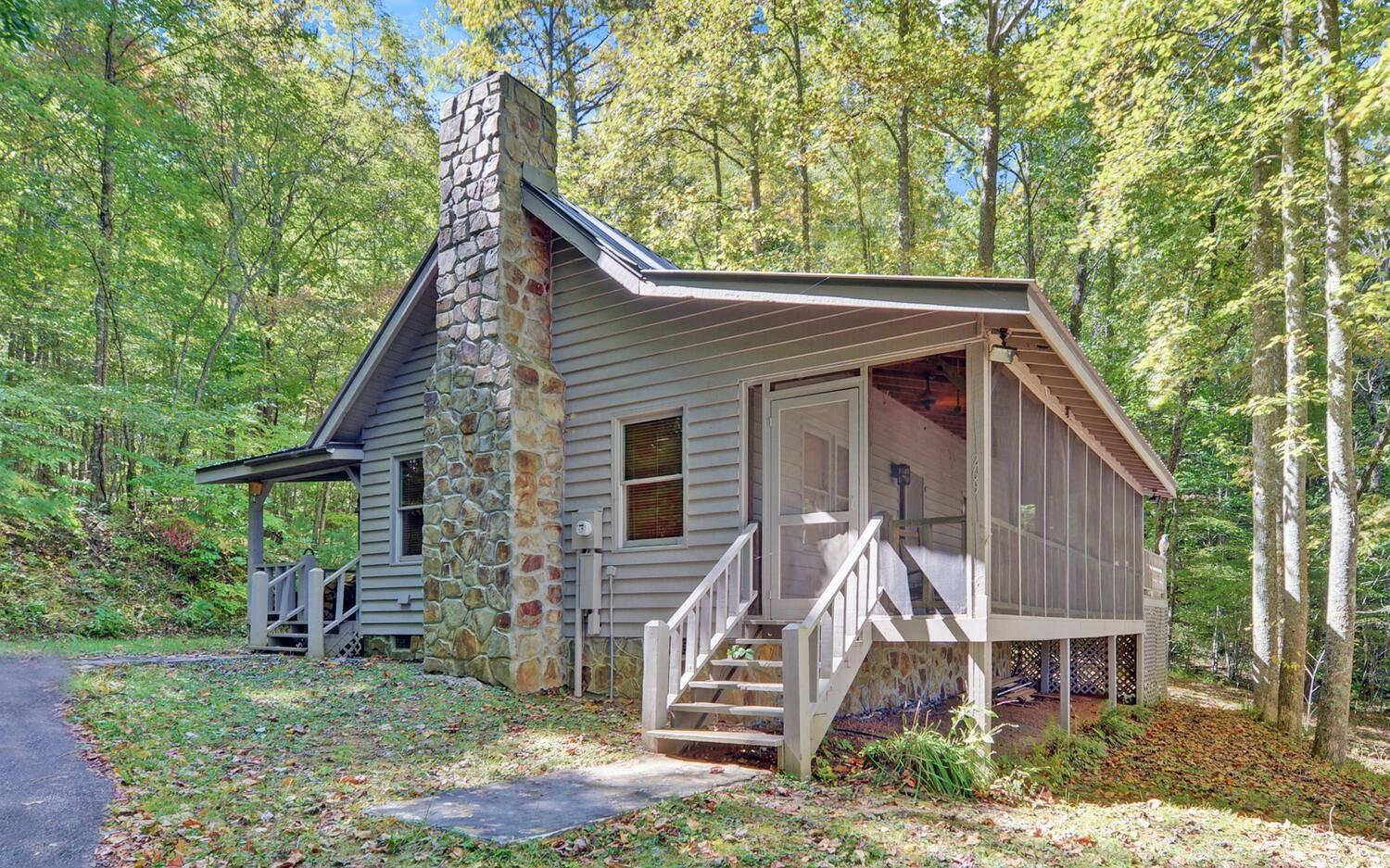 Brown Mountain Dr, Suches, GA 30572