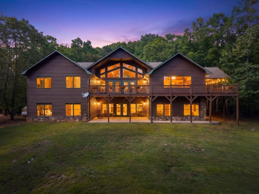 Twelve Oaks Trl, Murphy, NC 28906