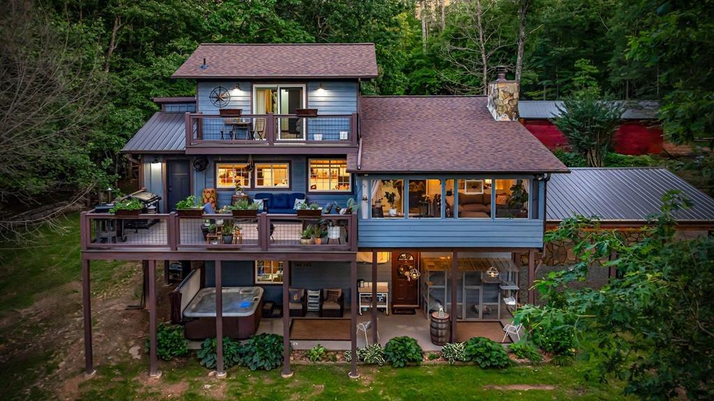 Sunny Brook Rd, Blue Ridge, GA 30513