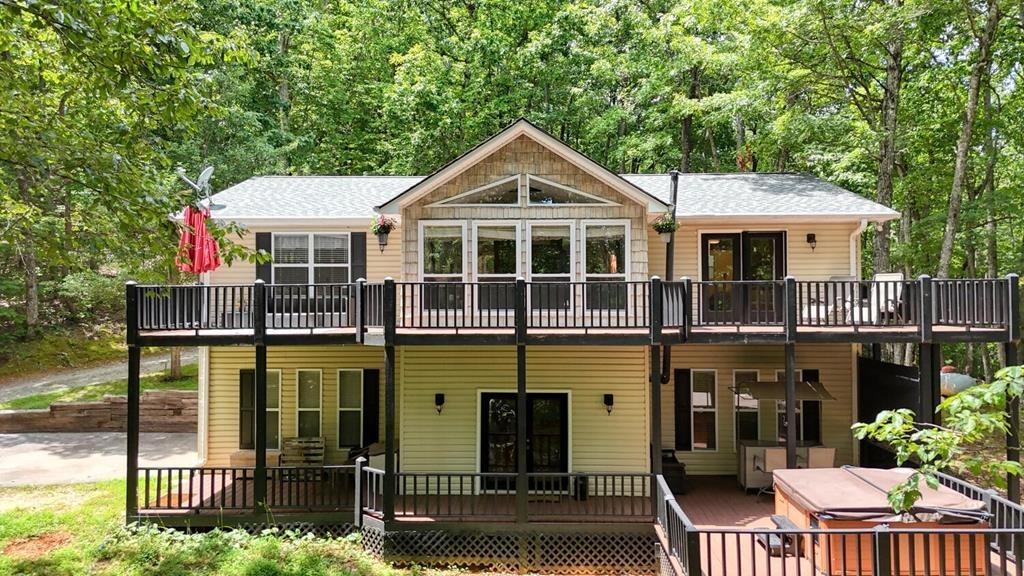 Martys Dr, Blairsville, GA 30512