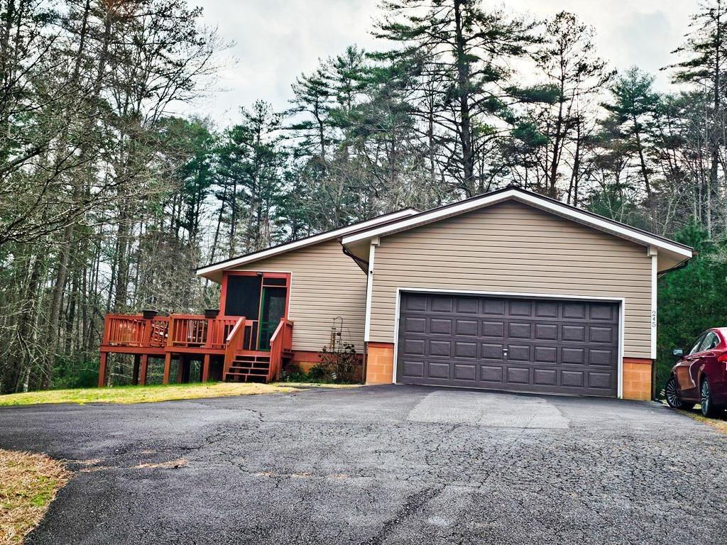 Sunnie Ln, Murphy, NC 28906