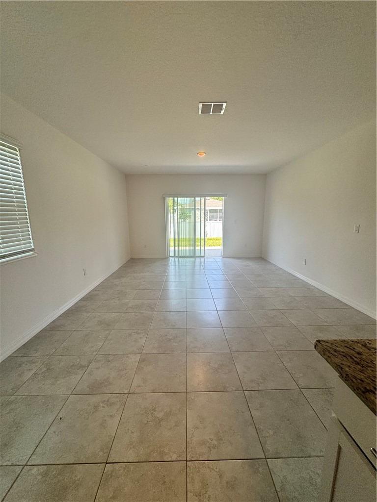 102nd Ave, Vero Beach, FL 32967