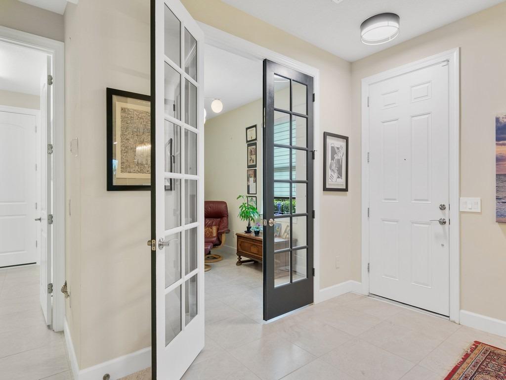 Beauty Leaf Cir, Vero Beach, FL 32967
