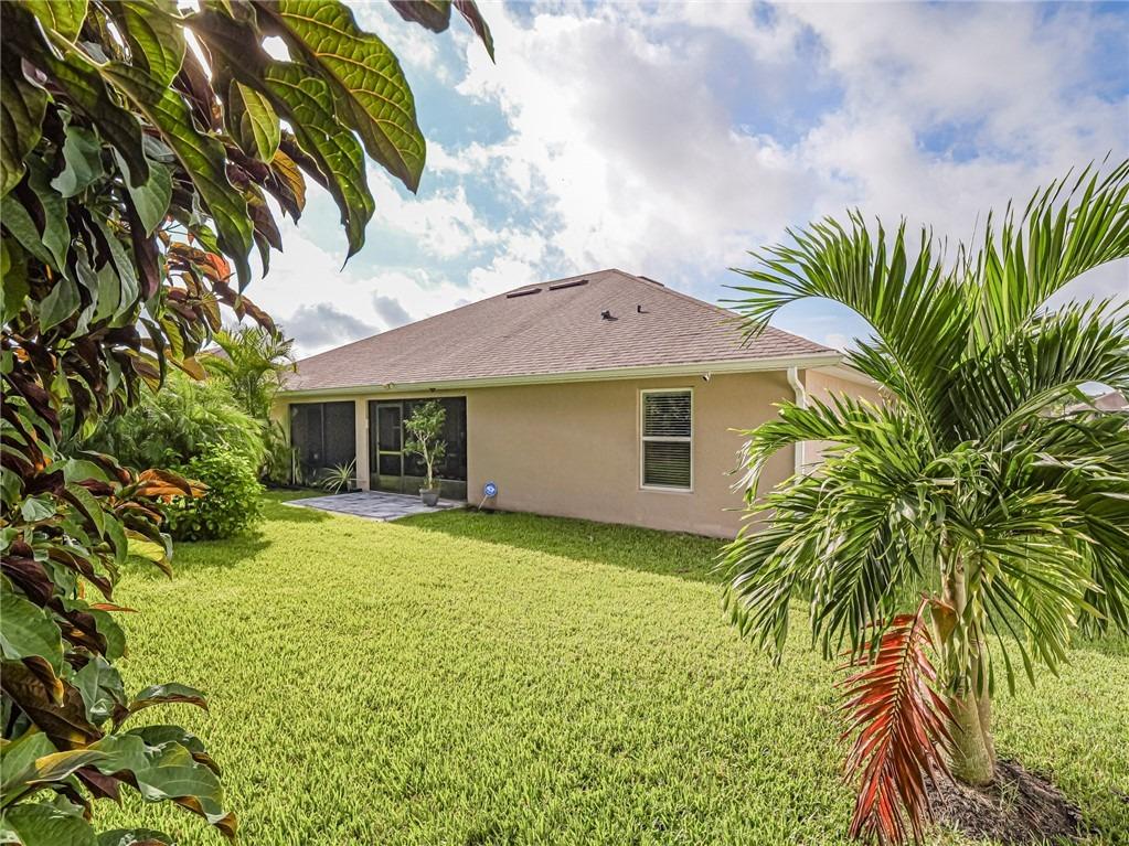 Scarlet Oak Cir, Vero Beach, FL 32966