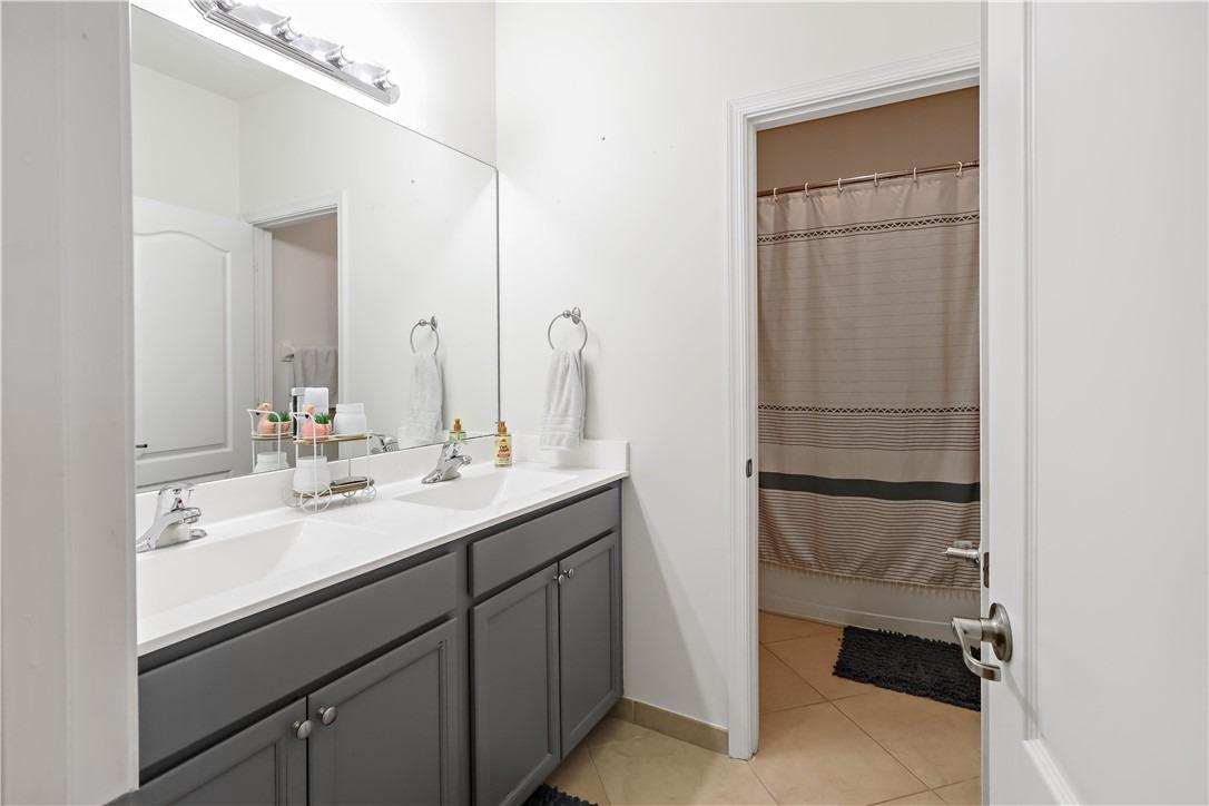 Berkshire Cir Sw, Vero Beach, FL 32968