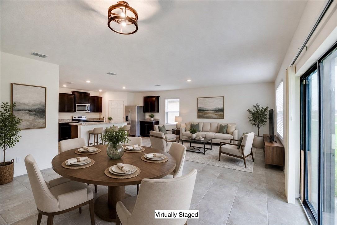 Nw Regent St, Port Saint Lucie, FL 34983
