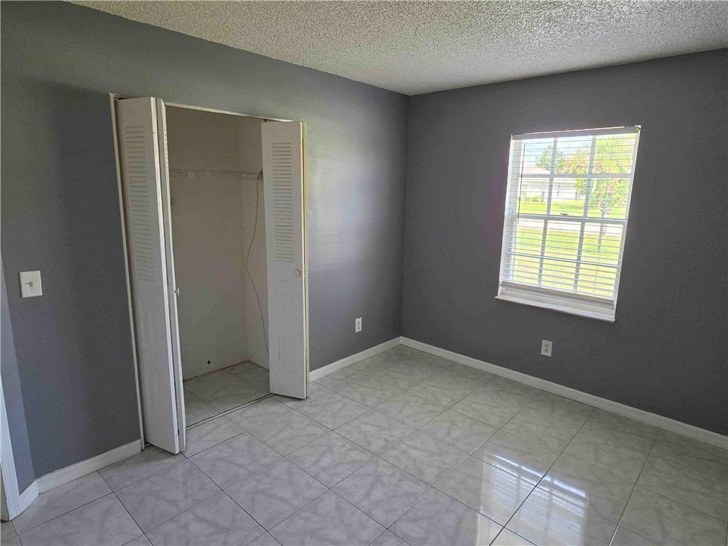 Se Berkshire Blvd, Port Saint Lucie, FL 34952