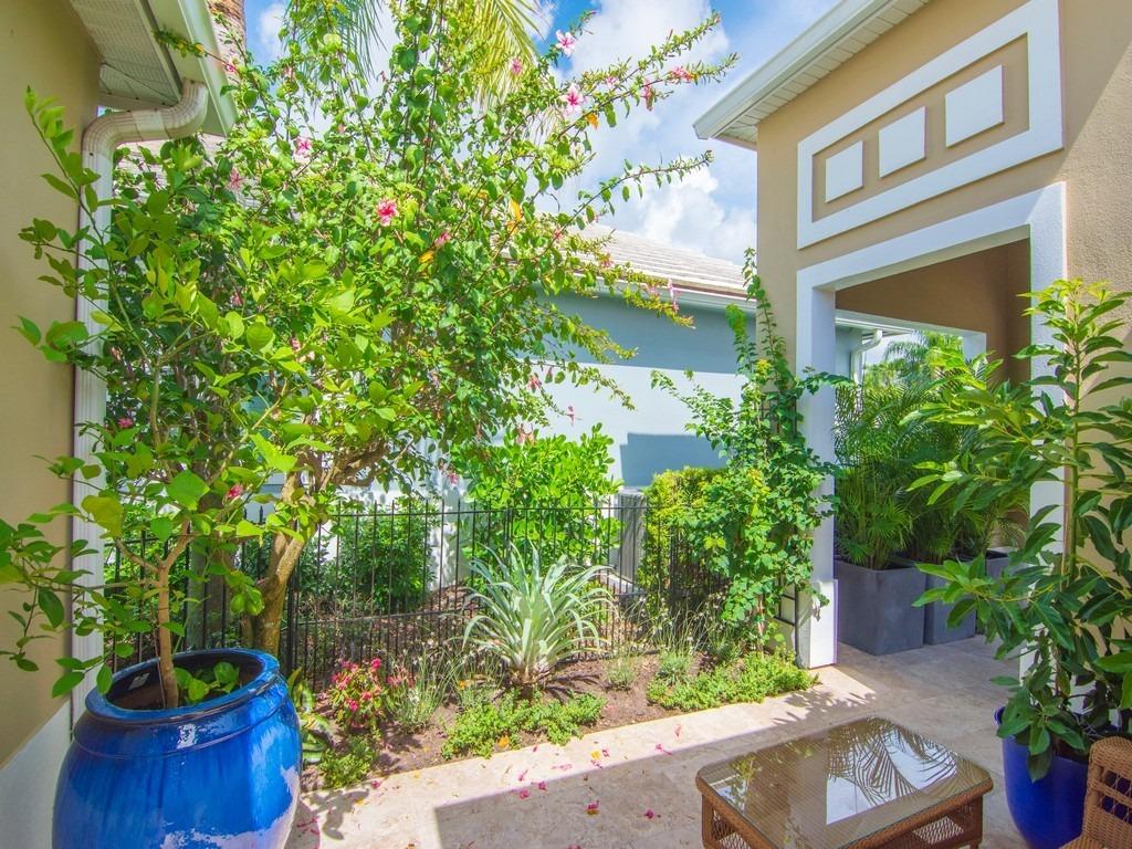Saint Georges Ln, Vero Beach, FL 32967