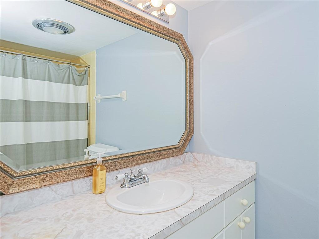 E Causeway Blvd, Vero Beach, FL 32963
