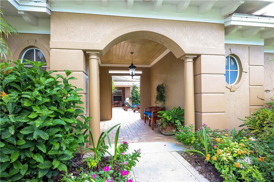 Castle Harbour Cir, Vero Beach, FL 32963