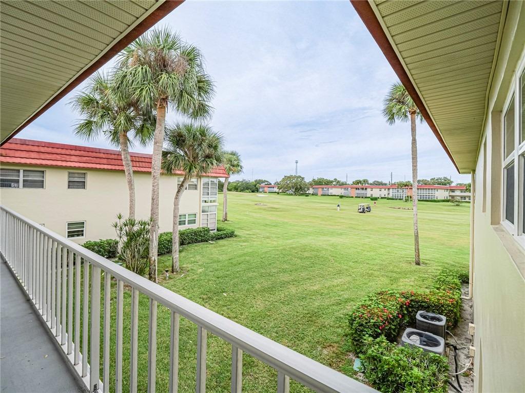 Crooked Tree Ln, Vero Beach, FL 32962