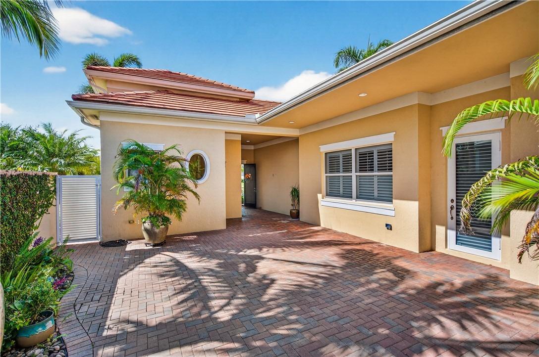 Summer Breeze Ter, Vero Beach, FL 32967