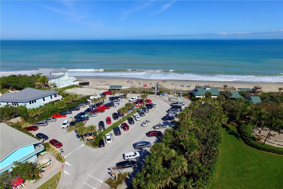 Vocelle Ave, Sebastian, FL 32958