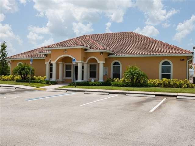 Valencia Cir Sw, Vero Beach, FL 32968