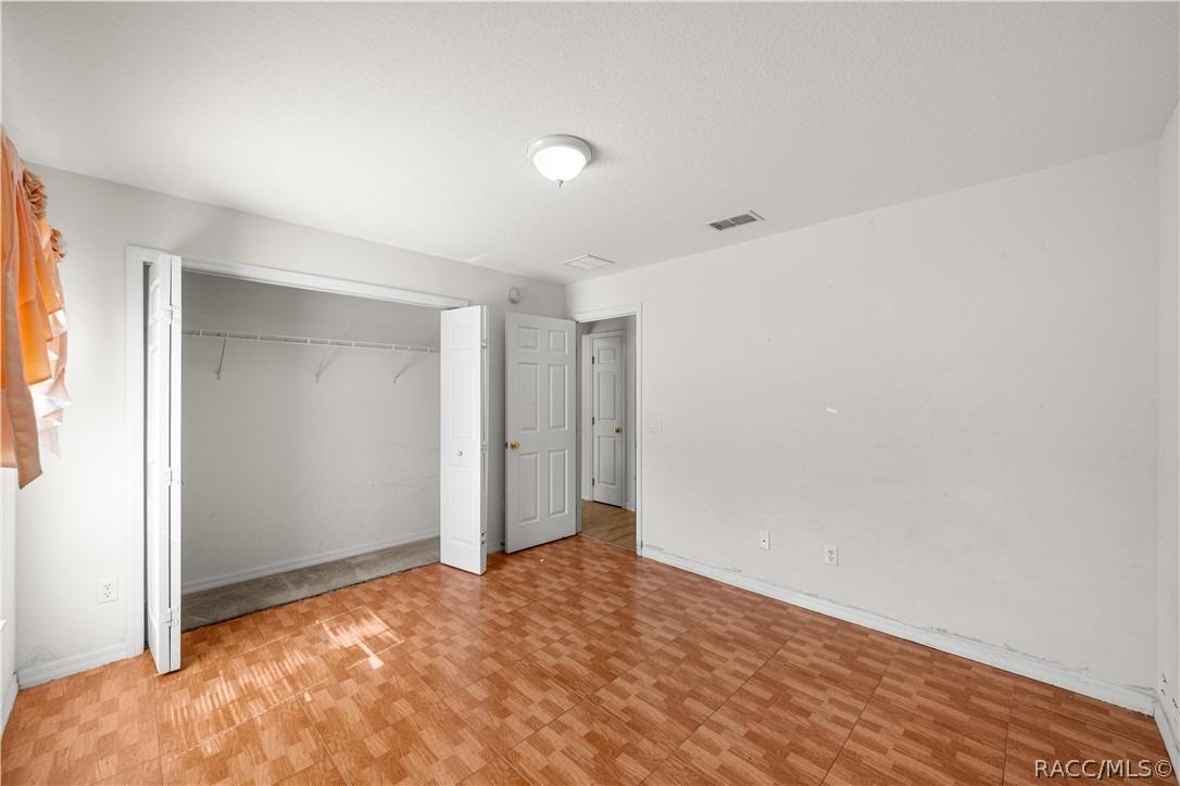 Se 161st Pl, Summerfield, FL 34491