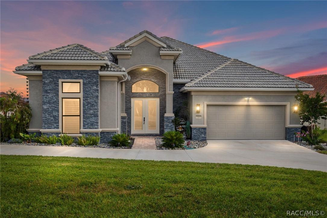 W Alton Bay Pl, Hernando, FL 34442